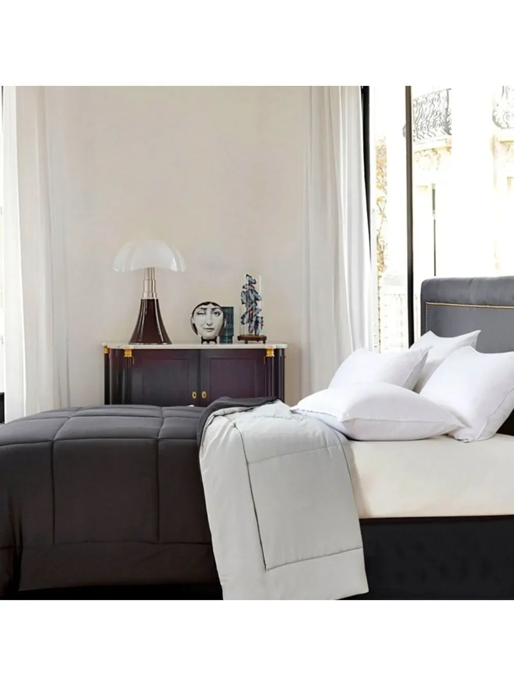 Luxury Reversible King Size Comforter Black and Platinum